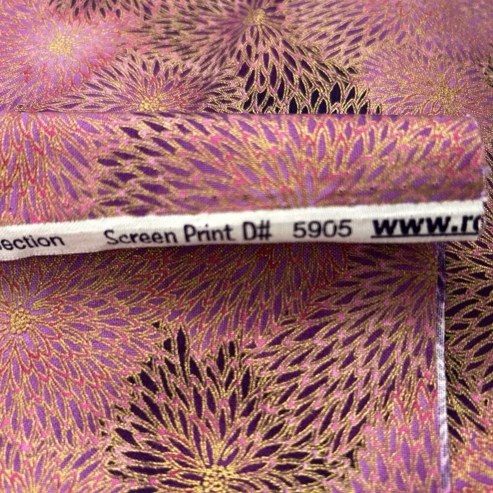 Robert Kaufman Imperial Collection Crysanthemum Cotton Quilting Fabric 5905
